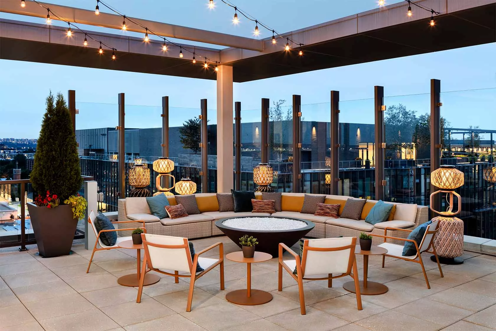 Rooftop firepit with Washington Monument and Capitol Building views